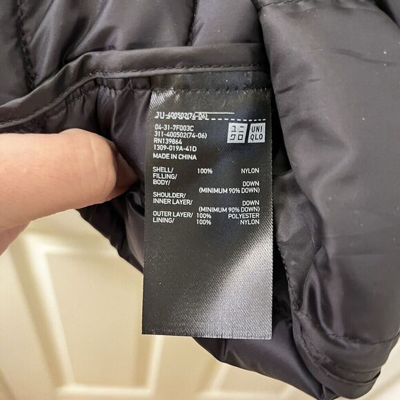 Uniqlo Light Weight Down Puffer Vest Black Water Repellent Men's Size XL - Picture 7 of 10